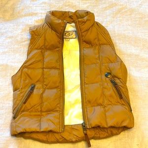 Ugg puffer vest for boys size 6